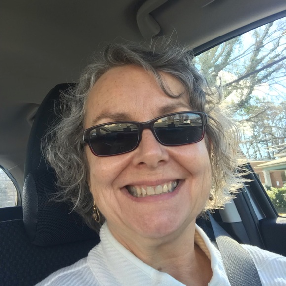 Meet your Posher, Kate - Picture 1 of 1